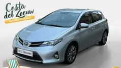 Grijs Gebruikt 2014 Toyota Auris Executive Hatchback | € 10.740 (Goede deal)