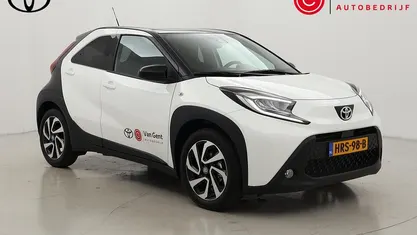 Wit Nieuw 2025 Toyota Aygo X Pulse SUV | € 22.499 (Eerlijke prijs)