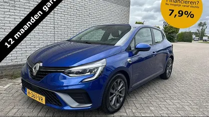 Blauw metallic Gebruikt 2020 Renault Clio V Zen Hatchback | € 14.900 (Eerlijke prijs)