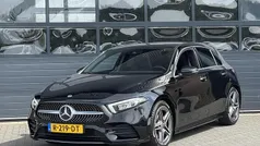 Zwart Gebruikt 2022 Mercedes A180 AMG line Hatchback | € 29.999 (Eerlijke prijs)