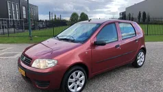 Rood Gebruikt 2005 Fiat Punto Young Hatchback | € 1.199 (Eerlijke prijs)