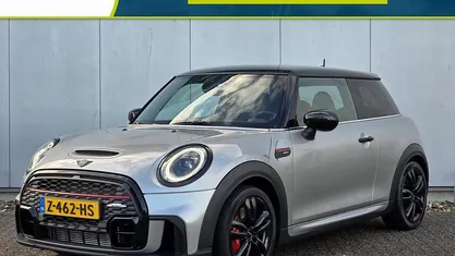 Grijs Occasion 2023 Mini John Cooper Works Hatchback | € 31.035 (Super prijs)