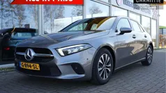 Grijs Gebruikt 2019 Mercedes A180 Business Hatchback | € 23.250 (Super prijs)