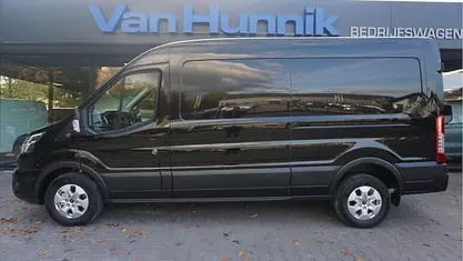 Occasion 2024 Ford Transit Limited Van | € 42.500 (Eerlijke prijs)