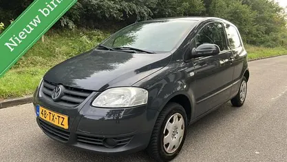 Occasion VW Fox Trendline 54 PK (39 kW) 2007 Grijs Hatchback