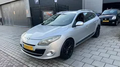 Grijs Gebruikt 2010 Renault Mégane GrandTour Dynamique Stationwagen | € 3.999 (Eerlijke prijs)