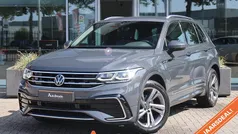 Grijs Gebruikt 2021 VW Tiguan R-line SUV | € 32.900 (Eerlijke prijs)
