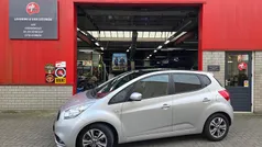 Grijs Gebruikt 2015 Kia Venga Hatchback | € 13.750 (Eerlijke prijs)