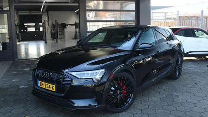 Occasion 2019 Audi e-tron Advanced SUV | € 25.995 (Eerlijke prijs)