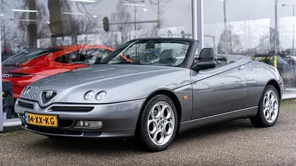 Occasion Alfa Romeo Spider 192 PK (141 kW) 1999 Grijs Cabriolet
