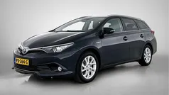 Grijs Gebruikt 2017 Toyota Auris Touring Sports Stationwagen | € 16.445 (Eerlijke prijs)