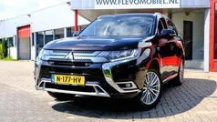 Zwart Gebruikt 2021 Mitsubishi Outlander Intense SUV | € 22.450 (Eerlijke prijs)