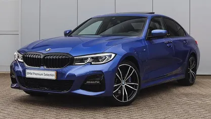 Blauw Gebruikt 2021 BMW 330e M Sport Sedan | € 36.950 (Eerlijke prijs)