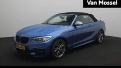 Blauw Gebruikt 2017 BMW M240 Executive Cabriolet | € 35.795 (Eerlijke prijs)