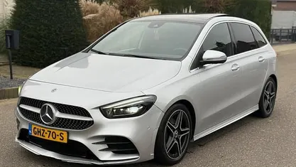 Occasion 2019 Mercedes 200 Premium Plus MPV | € 13.500 (Super prijs)