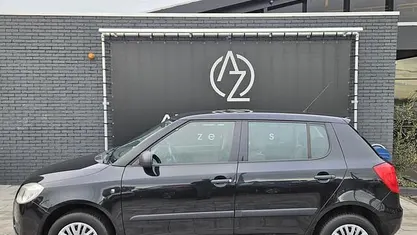 Gebruikt 2009 Skoda Fabia Hatchback | € 2.499 (Eerlijke prijs)