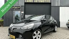 Zwart Gebruikt 2015 Renault Clio IV Dynamique Hatchback | € 9.750 (Eerlijke prijs)