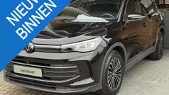 Zwart Gebruikt 2025 VW Tiguan Life SUV | € 42.299 (Goede deal)
