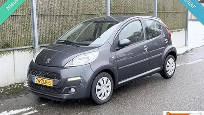 Occasion Peugeot 107 Access 68 PK (50 kW) 2013 Hatchback