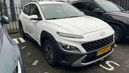Wit Occasion 2022 Hyundai Kona Comfort SUV | € 23.895 (Eerlijke prijs)