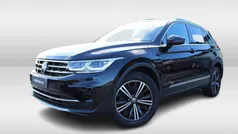 Gebruikt 2021 VW Tiguan Elegance SUV | € 32.950 (Eerlijke prijs)