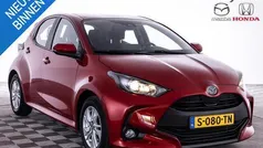 Rood, metallic lak Gebruikt 2022 Mazda 2 Hatchback | € 19.439 (Goede deal)
