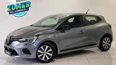 Grijs Gebruikt 2023 Renault Clio V Equilibre Hatchback | € 15.745 (Goede deal)