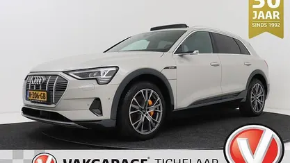 Grijs (metallic) Gebruikt 2019 Audi e-tron Advanced SUV | € 27.899 (Eerlijke prijs)