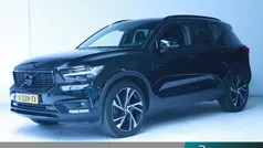 Zwart Gebruikt 2020 Volvo XC40 R-Design SUV | € 32.640 (Eerlijke prijs)