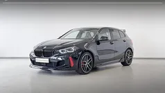 Saphirschwarz metallic (zwart metallic) Gebruikt 2021 BMW 128 Executive Hatchback | € 35.995 (Eerlijke prijs)