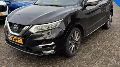 Zwart Gebruikt 2019 Nissan Qashqai Tekna+ SUV | € 19.795 (Eerlijke prijs)