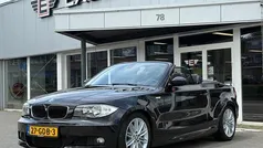 Zwart Gebruikt 2008 BMW 118 Cabriolet Luxury Line Cabriolet | € 5.950 (Eerlijke prijs)