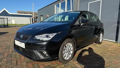 Gebruikt 2024 Seat Ibiza Business Hatchback | € 18.950 (Eerlijke prijs)