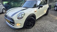 Wit Gebruikt 2015 Mini ONE Business Hatchback | € 11.450 (Eerlijke prijs)
