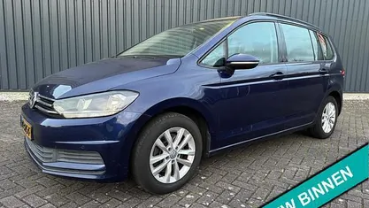 Occasion VW Touran Highline 150 PK (110 kW) 2016 MPV