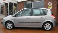 Beige Gebruikt 2004 Renault Scénic II Luxe MPV | € 2.500