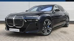 Gebruikt 2023 BMW M760e Executive Sedan | € 99.750 (Eerlijke prijs)