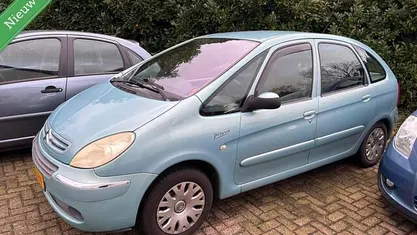 Gebruikt 2005 Citroën Xsara Picasso Attraction MPV | € 1.390 (Eerlijke prijs)