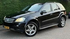 Zwart Gebruikt 2006 Mercedes 320 SUV | € 6.750 (Eerlijke prijs)
