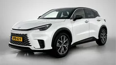 Wit (metallic) Gebruikt 2024 Lexus LBX SUV | € 38.950 (Eerlijke prijs)