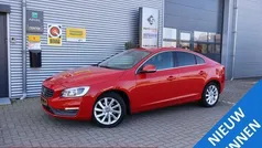 Rood Gebruikt 2017 Volvo S60 Sedan | € 13.500 (Goede deal)