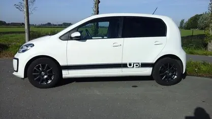Gebruikt 2019 VW up! move up! Hatchback | € 7.950 (Eerlijke prijs)