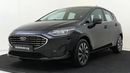 Zwart Occasion 2023 Ford Fiesta Titanium Hatchback | € 15.925 (Eerlijke prijs)