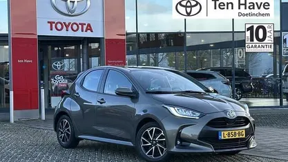 Gebruikt 2021 Toyota Yaris Hatchback | € 18.900 (Eerlijke prijs)
