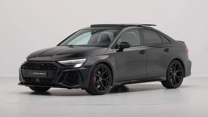 Zwart Gebruikt 2023 Audi RS3 S-Line Sedan | € 67.940 (Goede deal)