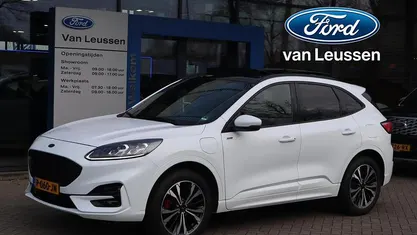 Wit Occasion 2022 Ford Kuga ST-Line X SUV | € 25.400 (Eerlijke prijs)