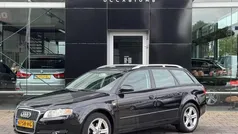 Zwart, metallic lak Gebruikt 2005 Audi A4 Business Stationwagen | € 1.995 (Goede deal)