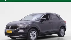 Gebruikt 2021 VW T-Roc Style SUV | € 21.745 (Eerlijke prijs)