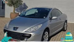 Grijs Gebruikt 2006 Peugeot 307 CC Cabriolet | € 3.000 (Eerlijke prijs)