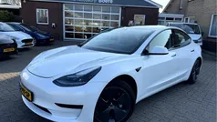 Wit Gebruikt 2021 Tesla Model 3 Standard Range Sedan | € 23.450 (Eerlijke prijs)